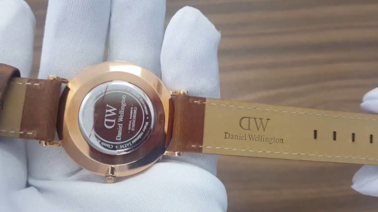 Daniel Wellington Armbanduhr Classic DURHAM